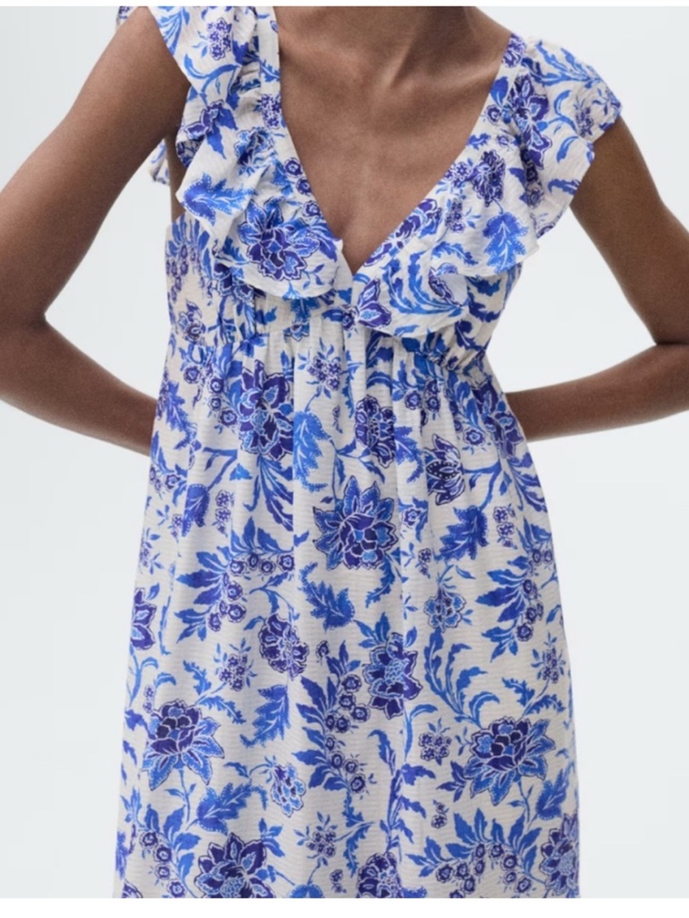 Blue Floral Ruffle-Sleeve Maxi Dress Mango - Picture 3 of 8